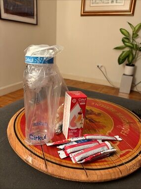 Cirkul Clear Water Bottle with White Cap - Blue Accent